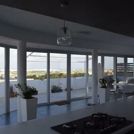 Penthouse * Mosta