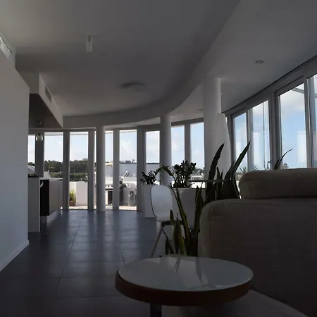 Penthouse Mosta